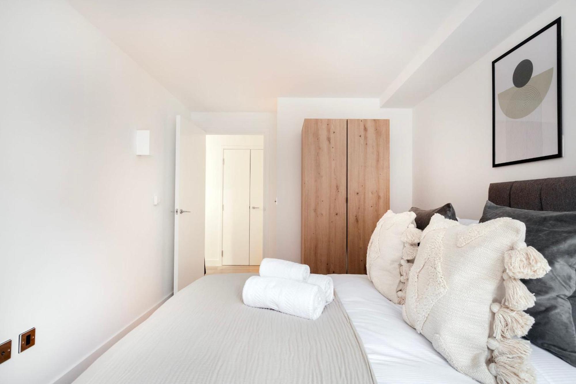 Fitzrovia With Balcony - Cityapartmentstay London Exterior foto